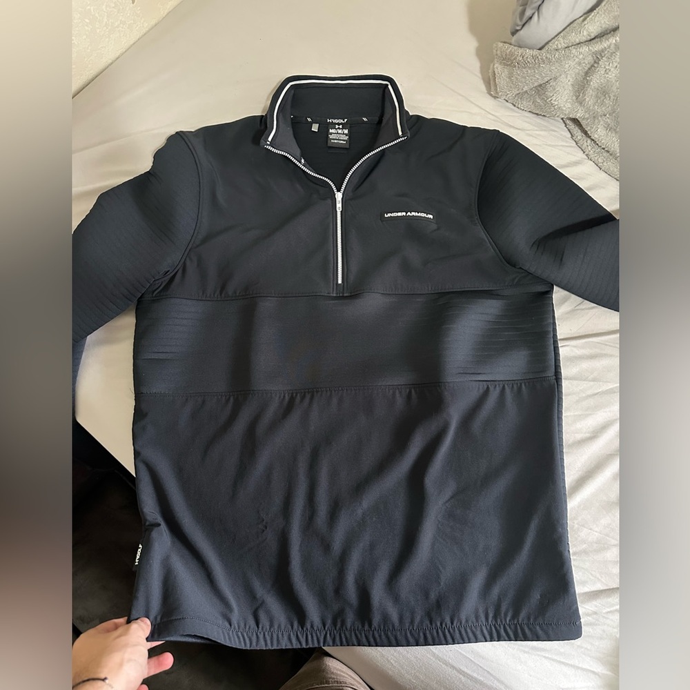 Under armour half zip size M